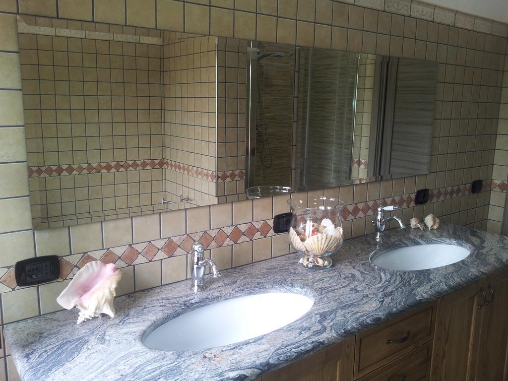 Sopra Le Laure B&B Laureana di Borrello Номер фото